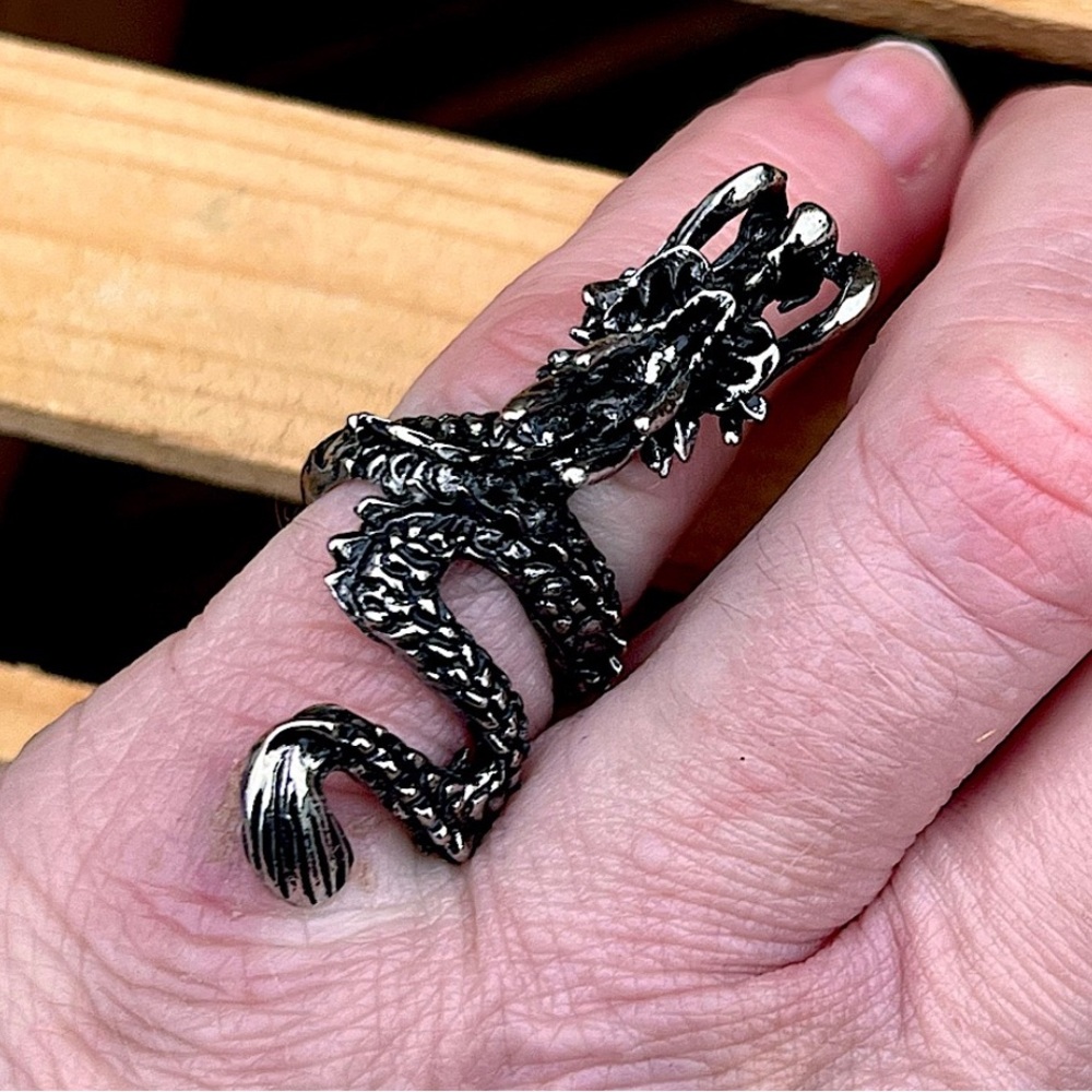 - Antique Silver Dragon Ring! NEW!